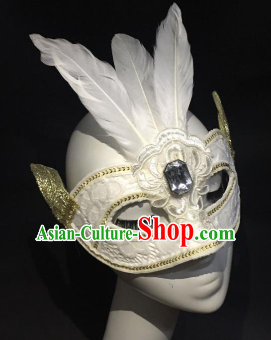 Halloween Exaggerated Accessories Catwalks White Feather Masks for Women Halloween Exaggerated Accessories Catwalks White Feather Masks for Women