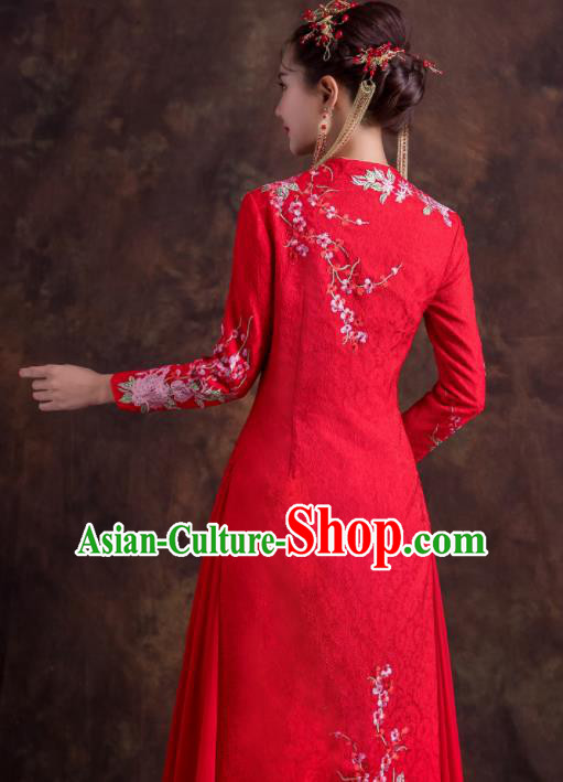 Chinese Traditional Bride Xiuhe Suits Ancient Embroidered Peony Red Wedding Dress for Women Chinese Traditional Bride Xiuhe Suits Ancient Embroidered Peony Red Wedding Dress for Women