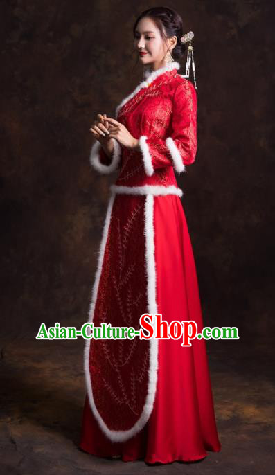 Chinese Traditional Costumes Red Xiuhe Suits Ancient Bride Embroidered Wedding Dress for Women Chinese Traditional Costumes Red Xiuhe Suits Ancient Bride Embroidered Wedding Dress for Women