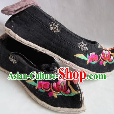 Asian Chinese Traditional Hanfu Shoes Ethnic Handmade Embroidered Shoes for Women