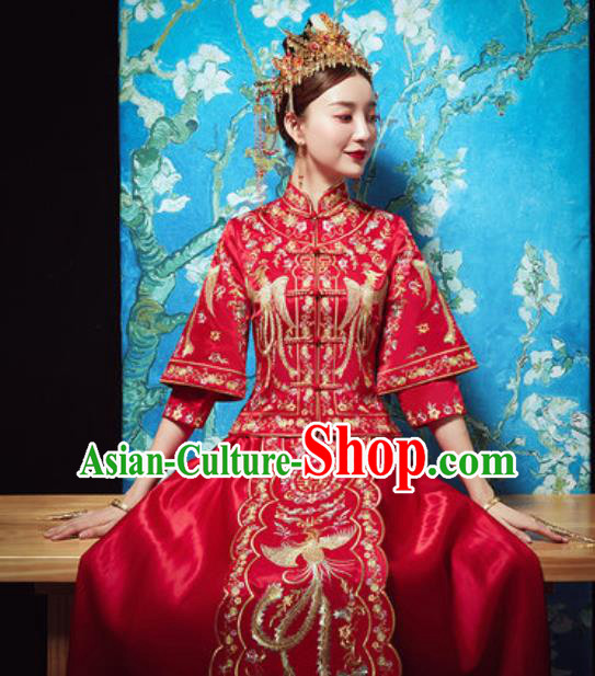 Traditional Chinese Wedding Embroidered Costumes Xiuhe Suits Ancient Bride Dress for Women Traditional Chinese Wedding Embroidered Costumes Xiuhe Suits Ancient Bride Dress for Women