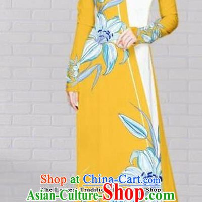 Asian Traditional Vietnam Costume Vietnamese Bride Yellow Cheongsam Ao Dai Qipao Dress for Women