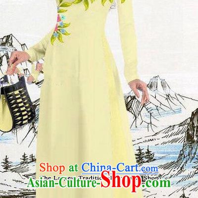 Asian Traditional Vietnam Female Costume Vietnamese Light Yellow Ao Dai Cheongsam for Women