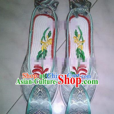 Chinese Traditional Hanfu Shoes Ancient Princess Green Satin Embroidered Shoes Handmade Shoes for Women