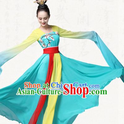 Chinese Traditional Classical Dance Green Dress Ancient Flying Peri Fan Dance Group Dance Costumes for Women