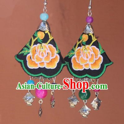 Chinese Traditional Embroidered Black Earrings Yunnan National Minority Tassel Eardrop for Women