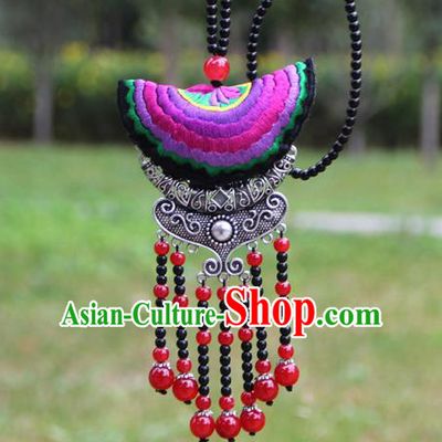 Chinese Traditional Accessories Yunnan Minority Embroidered Necklace for Women