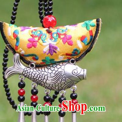 Chinese Traditional Accessories Yunnan Minority Embroidered Yellow Sliver Fish Necklace for Women