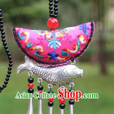 Chinese Traditional Accessories Yunnan Minority Embroidered Rosy Sliver Fish Necklace for Women