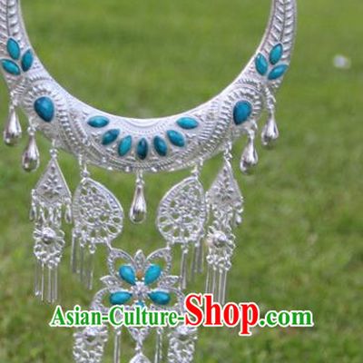 Chinese Traditional Ethnic Accessories Yunnan Miao Minority Blue Sliver Necklace for Women