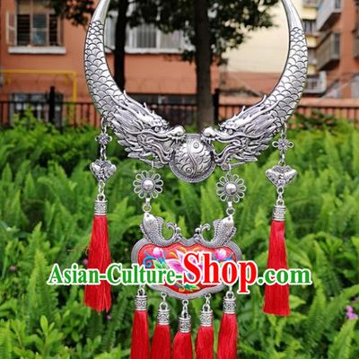 Chinese Traditional Minority Carving Dragons Embroidered Red Necklace Ethnic Folk Dance Accessories for Women