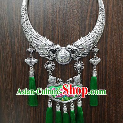 Chinese Traditional Minority Carving Dragons Embroidered Green Necklace Ethnic Folk Dance Accessories for Women