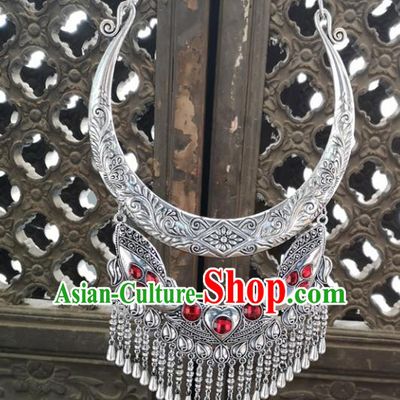 Chinese Traditional Miao Minority Longevity Lock Necklace Ethnic Folk Dance Accessories for Women