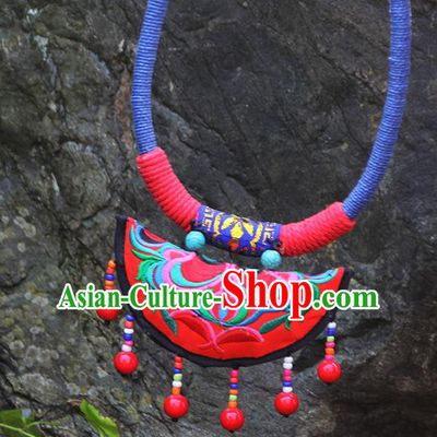Chinese Traditional Minority Embroidered Necklace Ethnic Folk Dance Accessories for Women