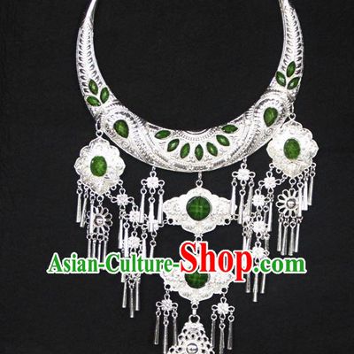 Chinese Traditional National Jewelry Accessories Ethnic Green Necklace for Women