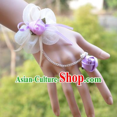 European Western Bride Wrist Accessories Vintage Renaissance Purple Flower Gothic Bracelet with Ring for Women