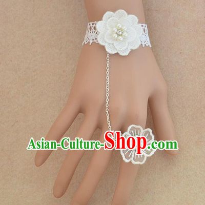 European Western Bride Wrist Accessories Vintage Renaissance Black Lace Bracelet with Ring for Women