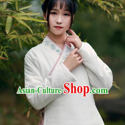 Traditional Chinese National Costume Cheongsam Cotton-padded Blouse Tangsuit Embroidered Coats for Women
