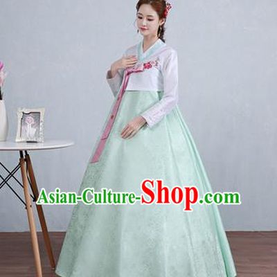 Asian Korean Court Costumes Traditional Korean Hanbok Clothing White Blouse and Green Dress for Women