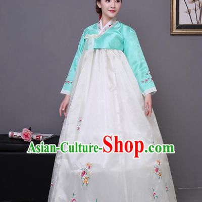 Asian Korean Court Costumes Traditional Korean Bride Hanbok Clothing Green Blouse and White Dress for Women