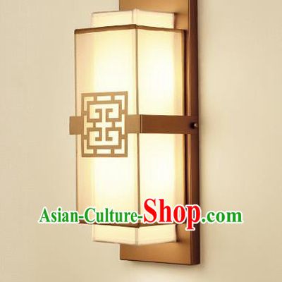Traditional China Ancient Golden Wall Lanterns Handmade Iron Lantern Ancient Lamp