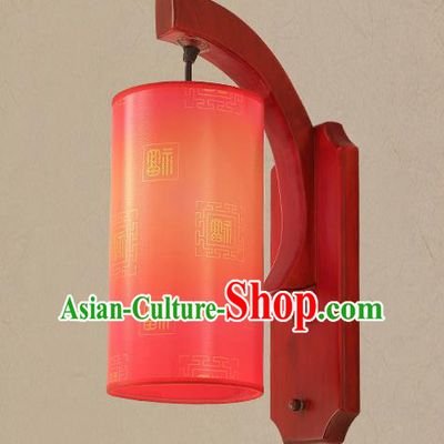 Traditional China Ancient Painting Red Lanterns Handmade Wood Lantern Ancient Wall Lamp