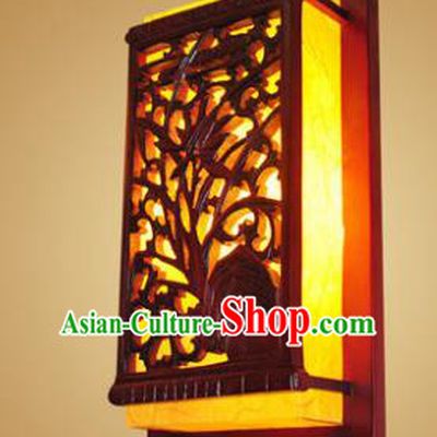 China Handmade Wood Wall Lanterns Carving Palace Lantern Ancient Lanterns Traditional Lamp