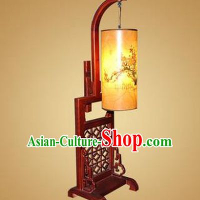 China Handmade Wood Lanterns Painting Plum Blossom Palace Desk Lantern Ancient Lanterns Traditional Lamp