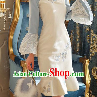 Traditional Chinese National White Wool Dress Tangsuit Cheongsam Clothing for Women