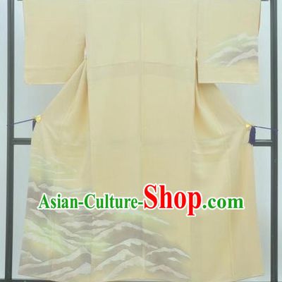 Japan Traditional Costume Printing Beige Yukata Dress Japanese Furisode Kimono for Women