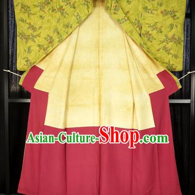 Japanese Traditional Formal Costume Printing Yellow Haori Hakama Kimono Apparel Yukata Costume for Men
