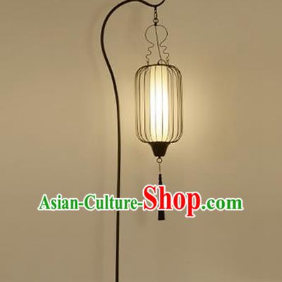 Traditional Asian Chinese Lanterns China Ancient Floor Lamp Iron Birdcage Palace Lantern