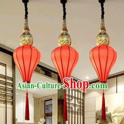 China Handmade Lantern Traditional Wedding Red Hanging Lanterns Palace Ceiling Lamp