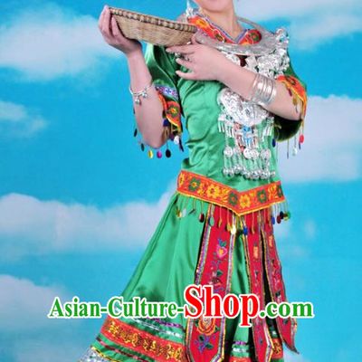 Traditional Chinese Miao Minority Nationality Embroidered Costume Green Pleated Skirt for Women