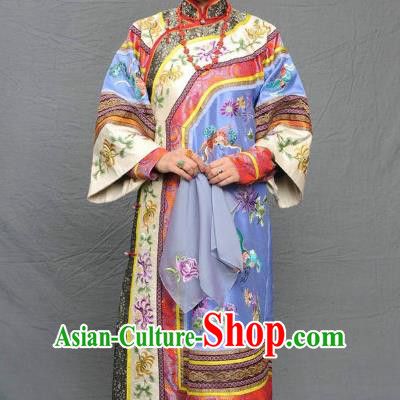 Chinese Qing Dynasty Manchu Imperial Empress of Kangxi Historical Costume Ancient Palace Lady Clothing for Women