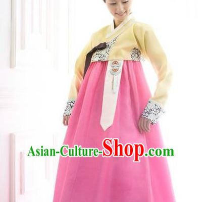 Korean Traditional Bride Hanbok Clothing Yellow Blouse and Pink Skirt Korean Fashion Apparel Costumes for Women