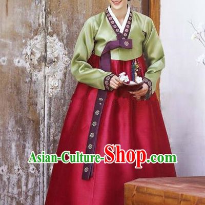 Korean Traditional Bride Hanbok Clothing Green Blouse and Wine Red Dress Korean Fashion Apparel Costumes for Women