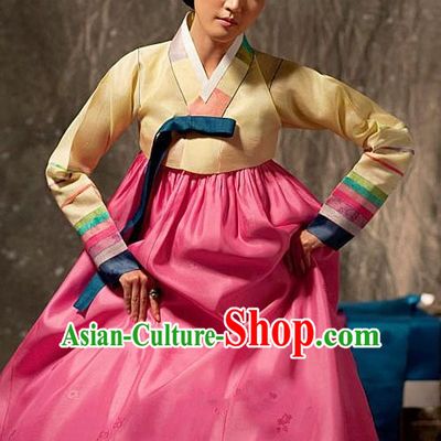 Korean Traditional Bride Palace Hanbok Clothing Korean Fashion Apparel Yellow Blouse and Pink Dress for Women