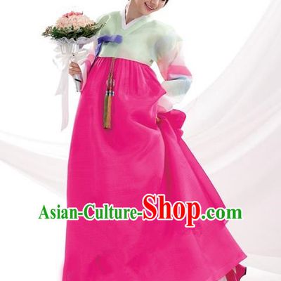 Korean Traditional Bride Palace Hanbok Clothing Korean Fashion Apparel Green Blouse and Rosy Dress for Women
