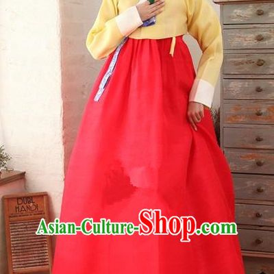 Korean Traditional Palace Garment Hanbok Fashion Apparel Costume Yellow Blouse and Red Dress for Women