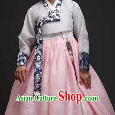 Korean Traditional Palace Garment Hanbok Fashion Apparel Costume Bride White Blouse and Pink Dress for Women