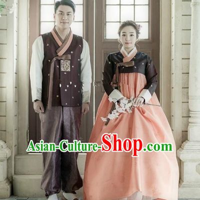Korean Traditional Garment Palace Black Hanbok Fashion Apparel Bride and Bridegroom Costumes Complete Set