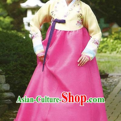 Korean Traditional Garment Palace Hanbok Yellow Blouse and Pink Dress Fashion Apparel Bride Costumes for Women