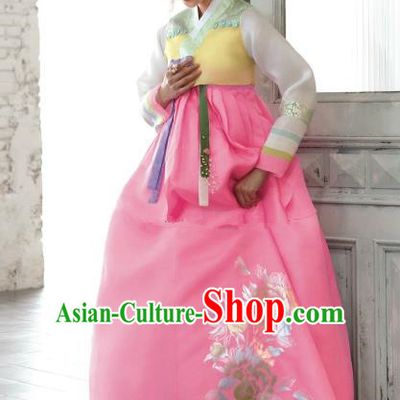 Korean Traditional Garment Palace Hanbok Yellow Blouse and Pink Dress Fashion Apparel Bride Costumes for Women
