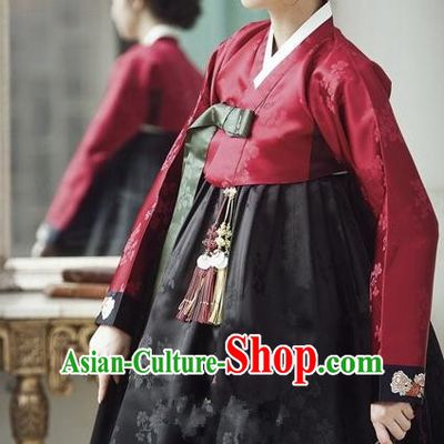 Korean Traditional Handmade Palace Hanbok Red Blouse and Black Dress Fashion Apparel Bride Costumes for Women