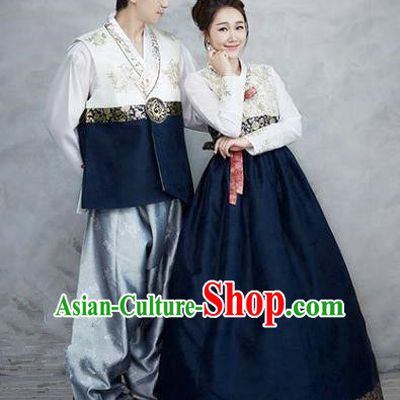 Asian Korean Traditional Palace Navy Hanbok Clothing Ancient Korean Bride and Bridegroom Costumes Complete Set