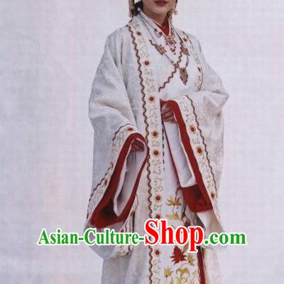 Chinese Ancient Queen Costume Ming Dynasty Empress Zhang Embroidered Dress for Women