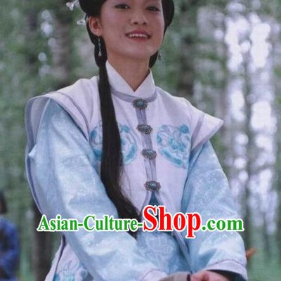 Chinese Ancient Queen Costume Ming Dynasty Empress Zhang Embroidered White Dress for Women