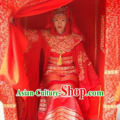 Chinese Ancient Ming Dynasty Wedding Dress Embroidered Bride Replica Costume for Women