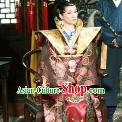 Ancient Chinese Ming Dynasty Queen Embroidered Historical Costume Palace Lady Replica Costume for Women